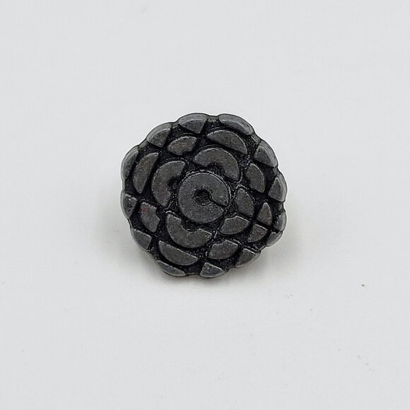 Vintage CBC Logo Canadian Broadcasting Corporation Lapel Pin Radio Canada Read - Picture 2 of 4